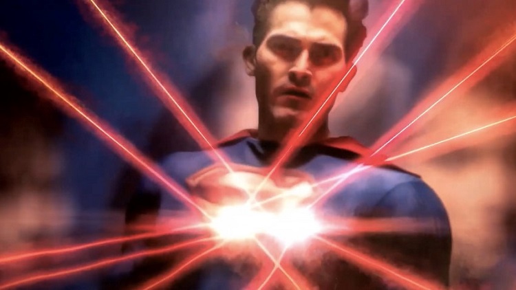 Screenshot of the Superman & Lois trailer of Tyler Hoechlin as Superman with red lasers aimed at the "S" on his suit.