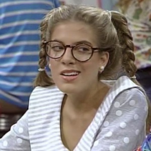 Tori Spelling as Violet on Saved By The Bell