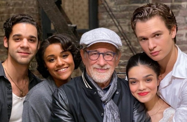 Steven Spielberg with the casat of West Side Story