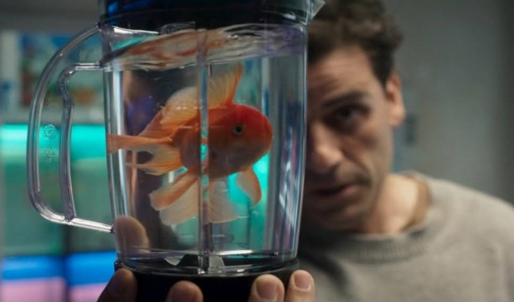 Steven Grant (Oscar Isaac) first suspects something is wrong when his one-finned fish mysteriously has two fins.
