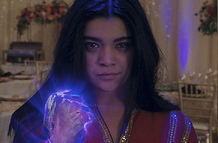 Iman Vellani as Kamala Khan in Ms. Marvel - Glowing hand