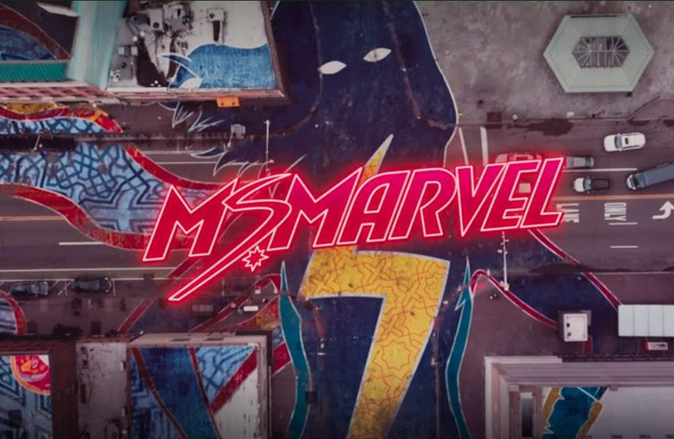 Ms. Marvel utilizes in-universe elements to enhance the story, like the title card in street graffiti.
